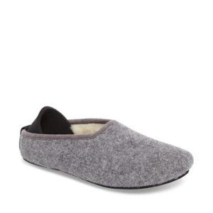 MAHABIS Classic Wool Lined Slipper New 9 but better fit for size 8. Runs small.